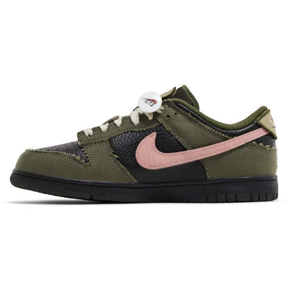 DUNK LOW DUNKS NOT DEAD